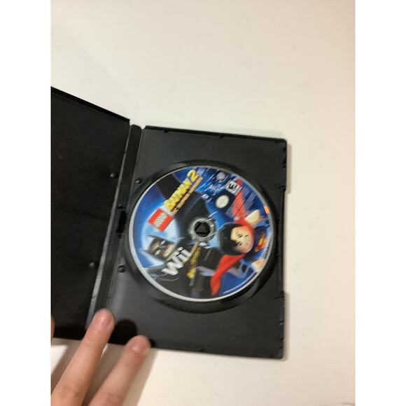 LEGO Batman 2 DC Super Heroes Nintendo Wii Complete Tested - Picture 3 of 3
